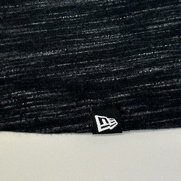 San Francisco SF Giants Womens T Shirt New Era MLB V Neck Black Tee XL X-Large - Picture 5 of 7